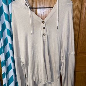 Cream colored tunic long sleeve shirt with hoody